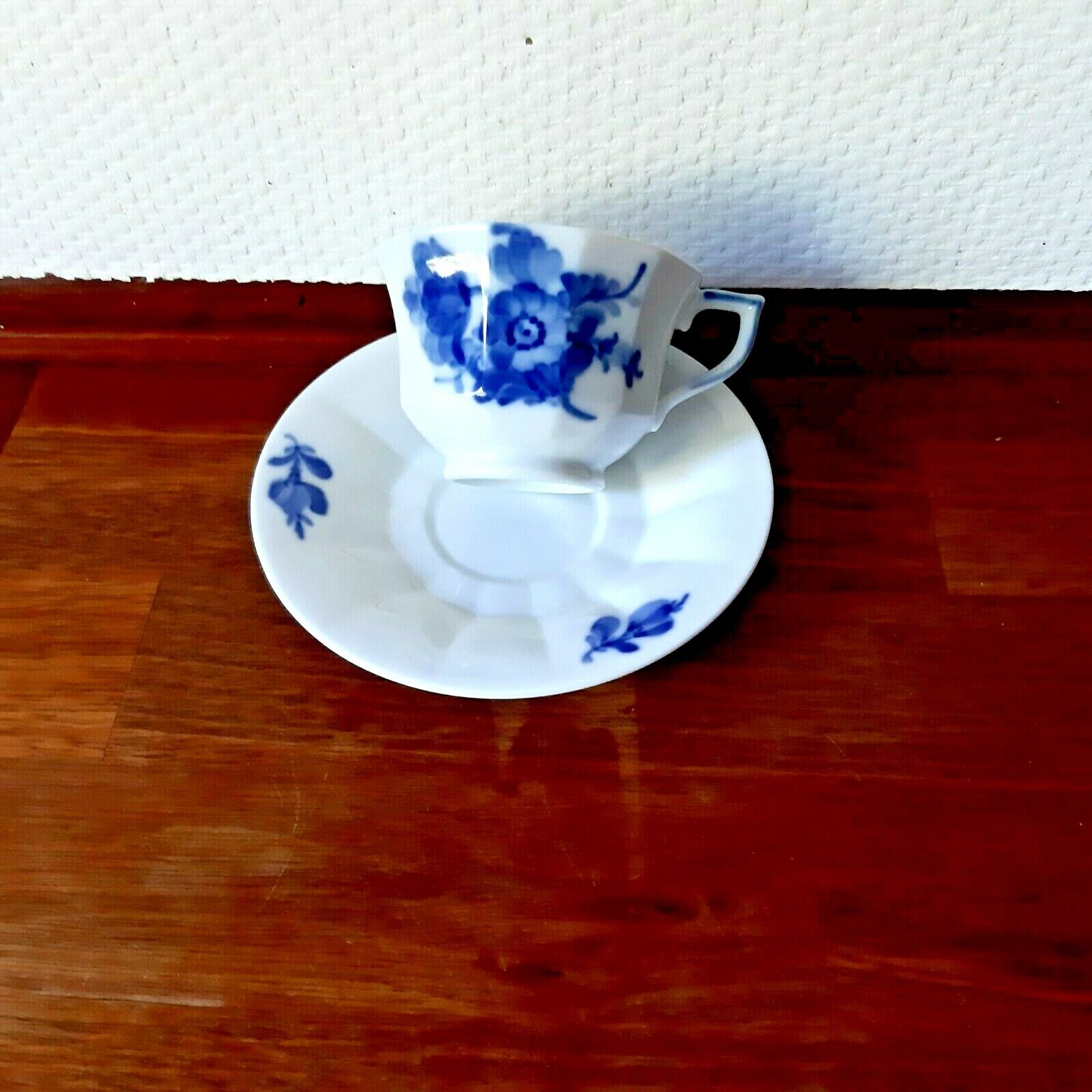 2 x COFFEE SETS BLUE FLOWER ANGULAR # 10- 8562 Royal Copenhagen Fact 1