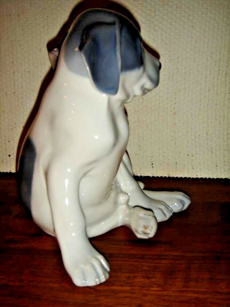 Large POINTER PUPPY DOG by Erik Nielsen for ROYAL COPENHAGEN # 259 FIRST CLASS