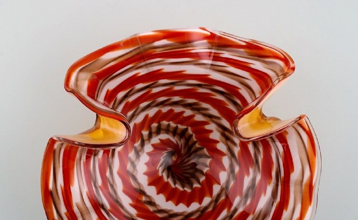 Murano bowl in polychrome mouth-blown art glass Spiral decoration