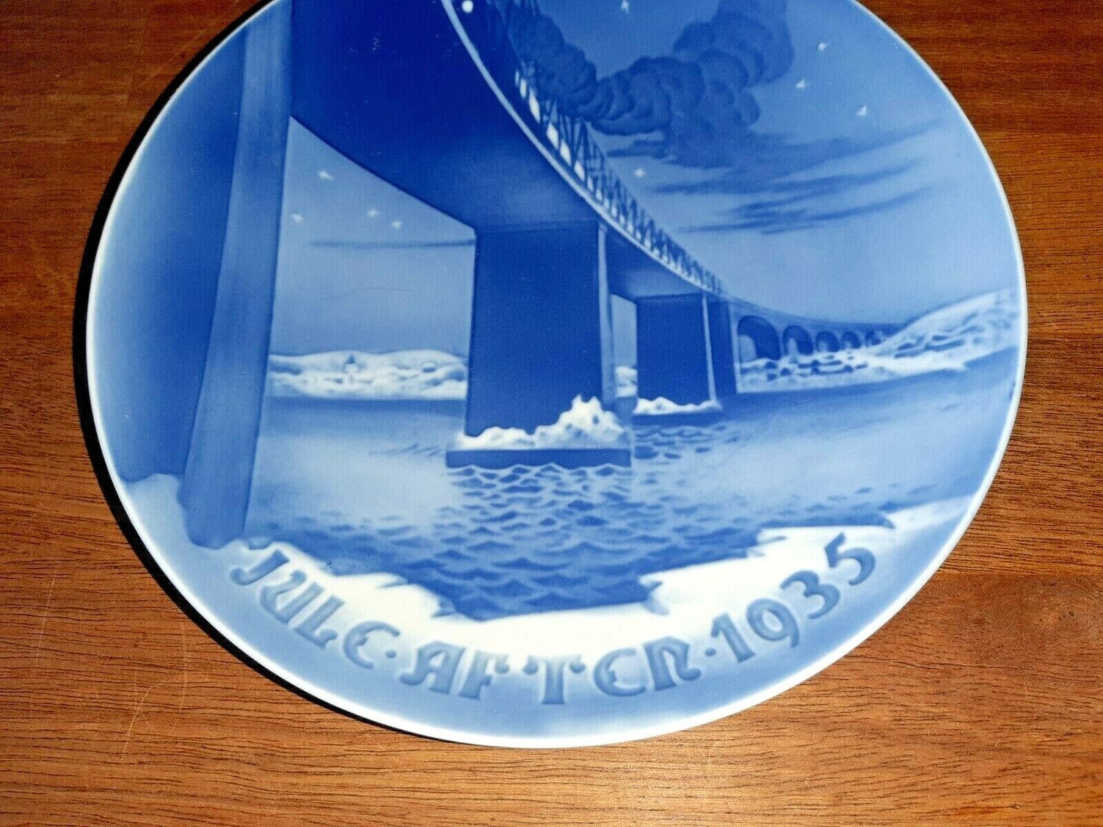 1935 Christmas plate BING & GRONDAHL Royal Copenhagen Fact 1