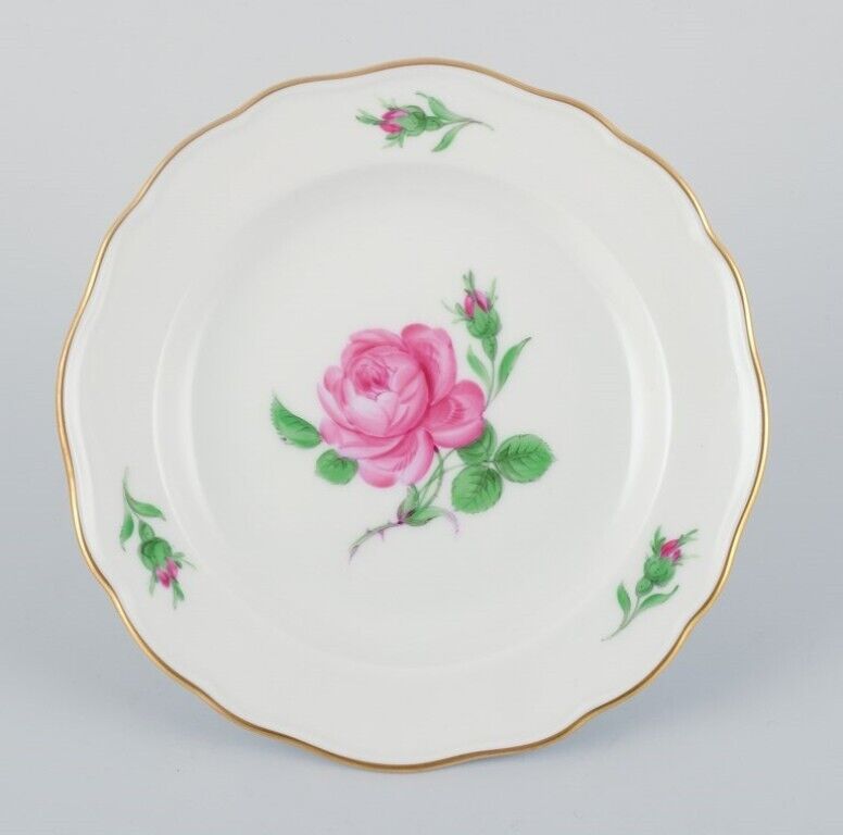 Meissen a set of six "Pink Rose" porcelain plates hand-painted with pink roses