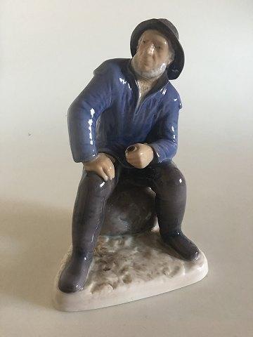 Bing  Grondahl Figurine No 2370 Old Fisherman from Skagen