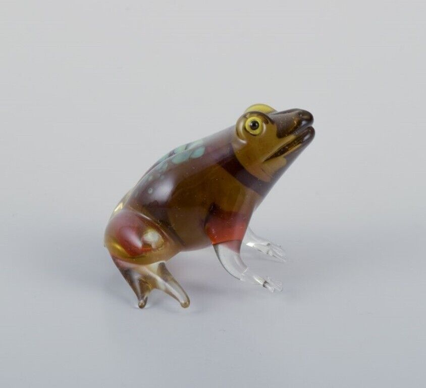 Murano Italy  Collection of five miniature glass figurines of frogs