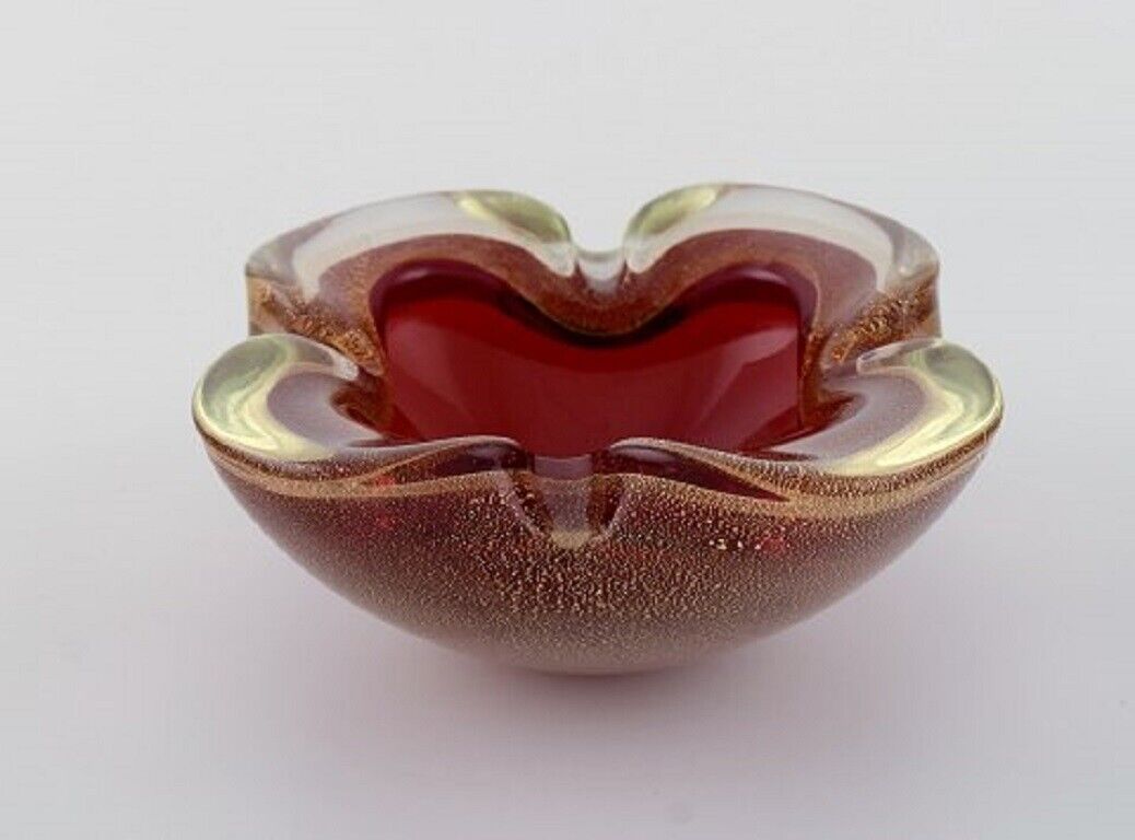 Two Murano bowls in red and white mouth blown art glass Italian design