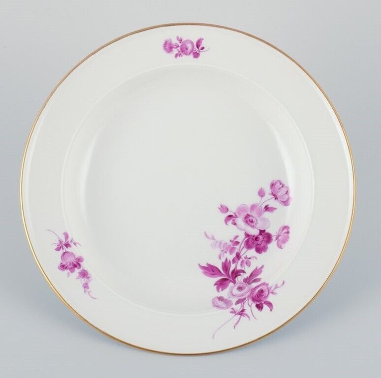 Meissen a set of six deep porcelain plates hand-painted with flower motifs