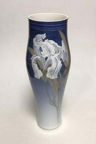 Royal Copenhagen Blue Flower Braided Vase No. 8254