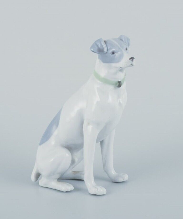 Fritz and Ilse Pfeffer Gotha Germany Porcelain figurine of a sitting dog