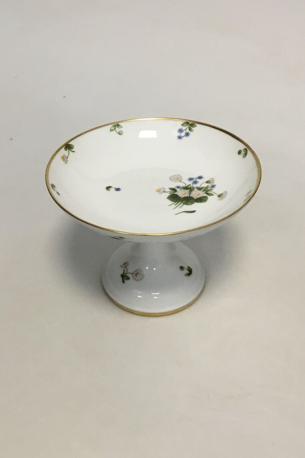 Royal Copenhagen Bellis and Coltsfoot Pedistal Bowl