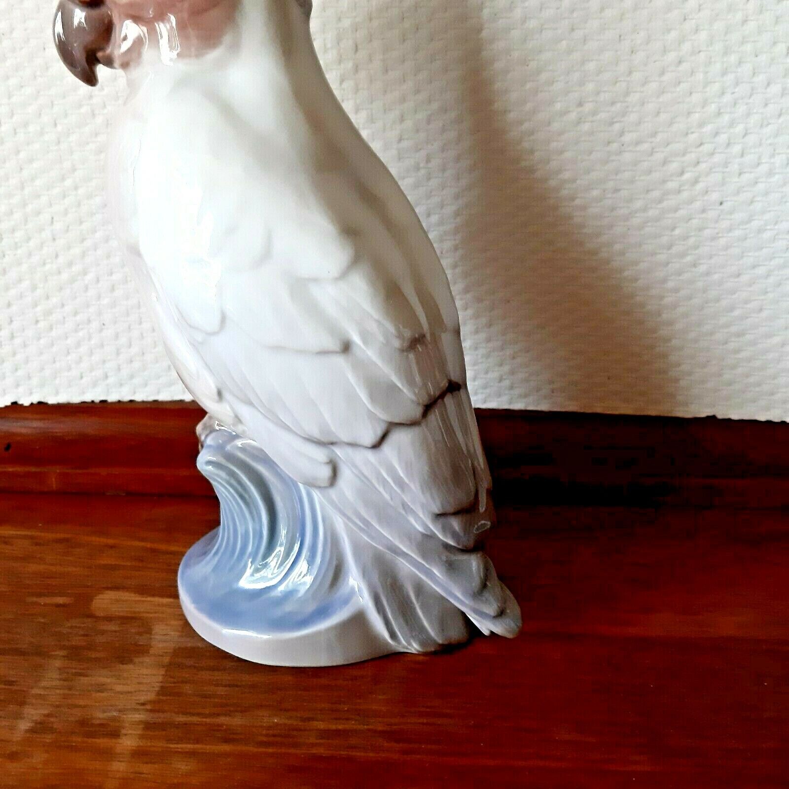 PARROT 235 cm Bird figurine by DAHL JENSEN Denmark # 1051 Fact 2