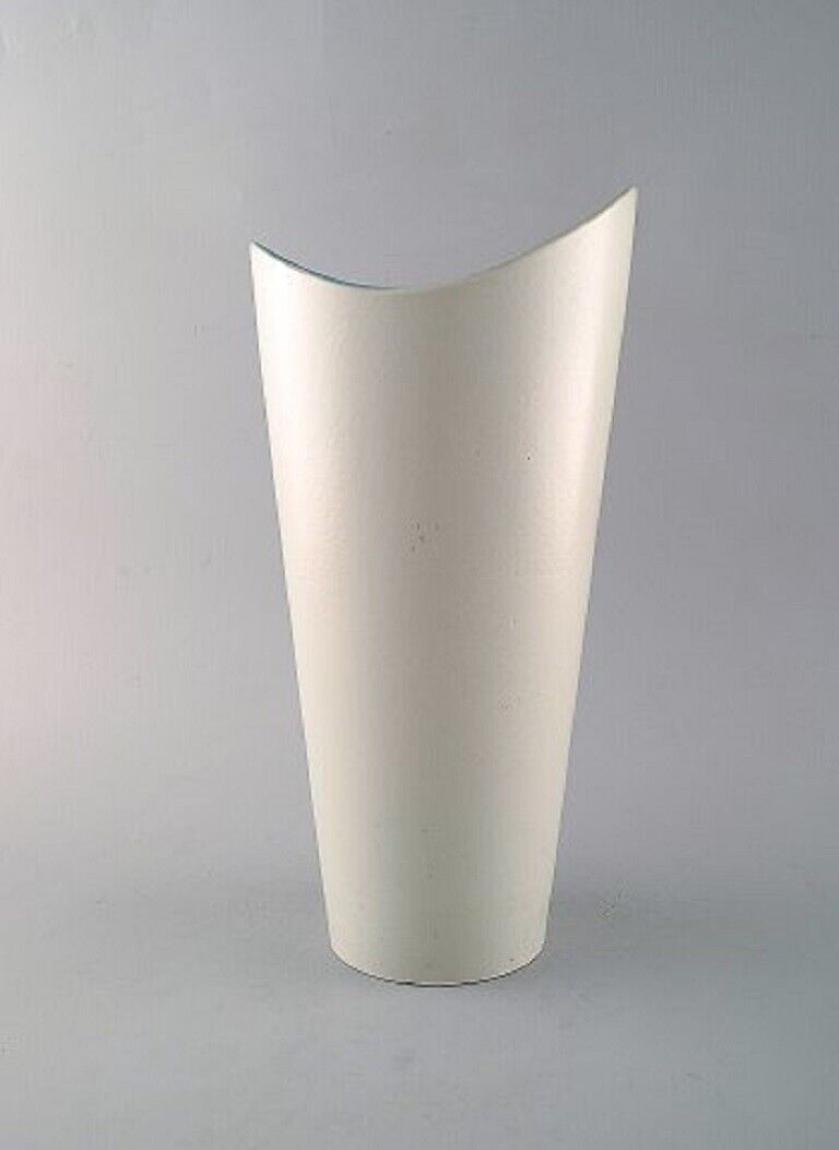 Hilkka-Liisa Ahola (1920-2009) for Arabia Vase in glazed ceramic 1960s