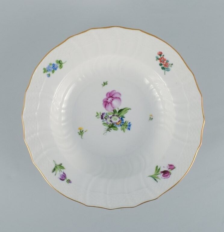 Royal Copenhagen Saxon Flower Six deep plates in hand-painted porcelain