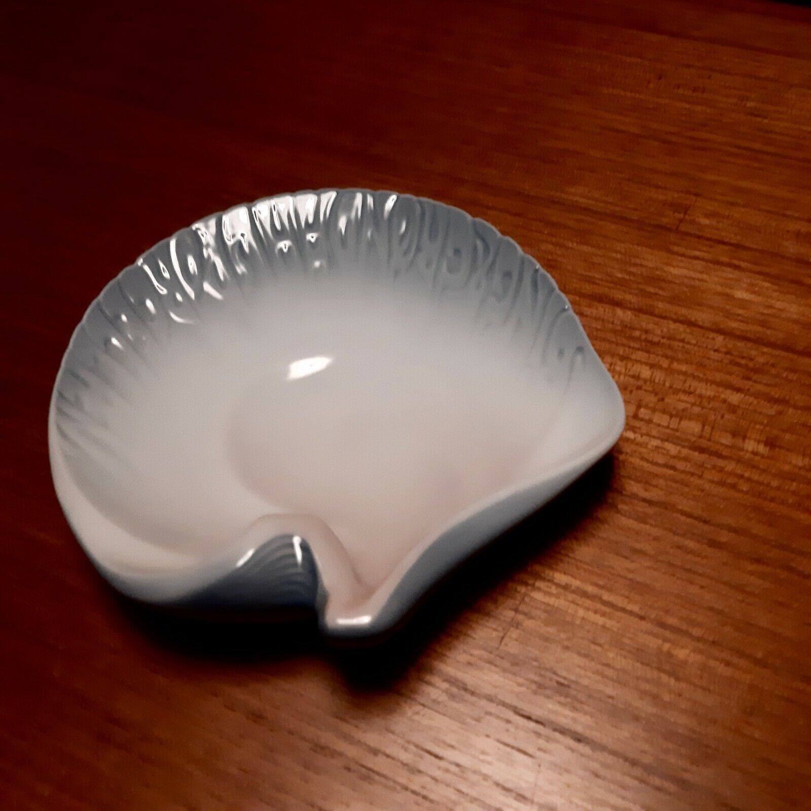 Shell Dish Bing  Grondahl Royal Copenhagen Exhibition design by Dahl-Jensen