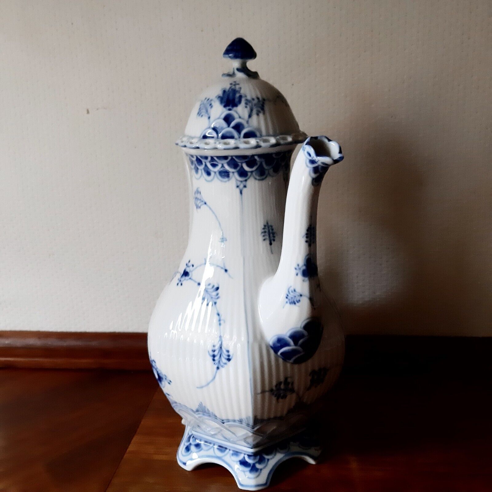 Large Hexagonal Coffee Pot BLUE FLUTED FULL LACE # 1-1202 Royal Copenhagen 1964