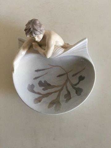 Royal Copenhagen Art Nouveau Mermand dish No 389/744