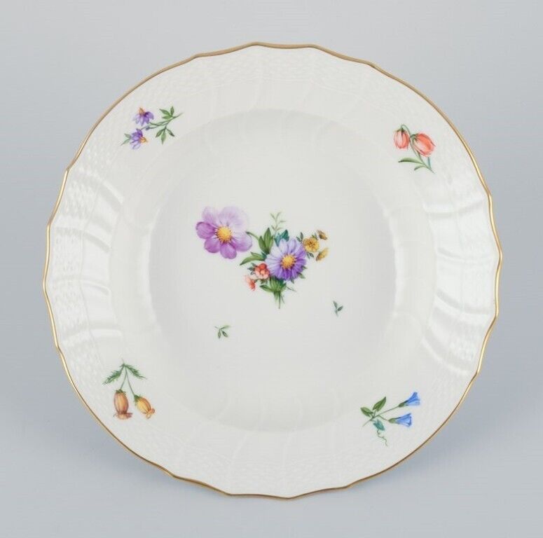 Royal Copenhagen six Saxon Flower deep plates in porcelain