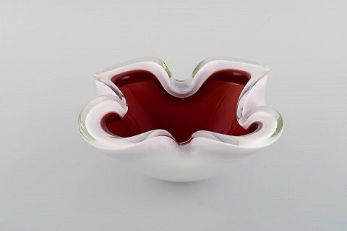 Two Murano bowls in red and white mouth blown art glass Italian design