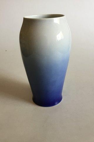 Bing & Grondahl Art Nouveau Vase No 682