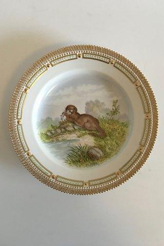 Royal Copenhagen Flora Danica Animal Dinner Plate No 239/3549