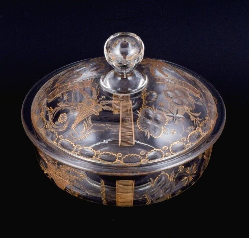 Lidded French bowl in mouth-blown glass with faceted motifs and gold decoration