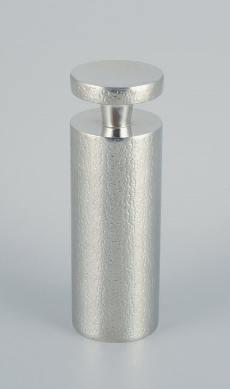 Lars Göransson modernist hammered pewter cocktail shaker