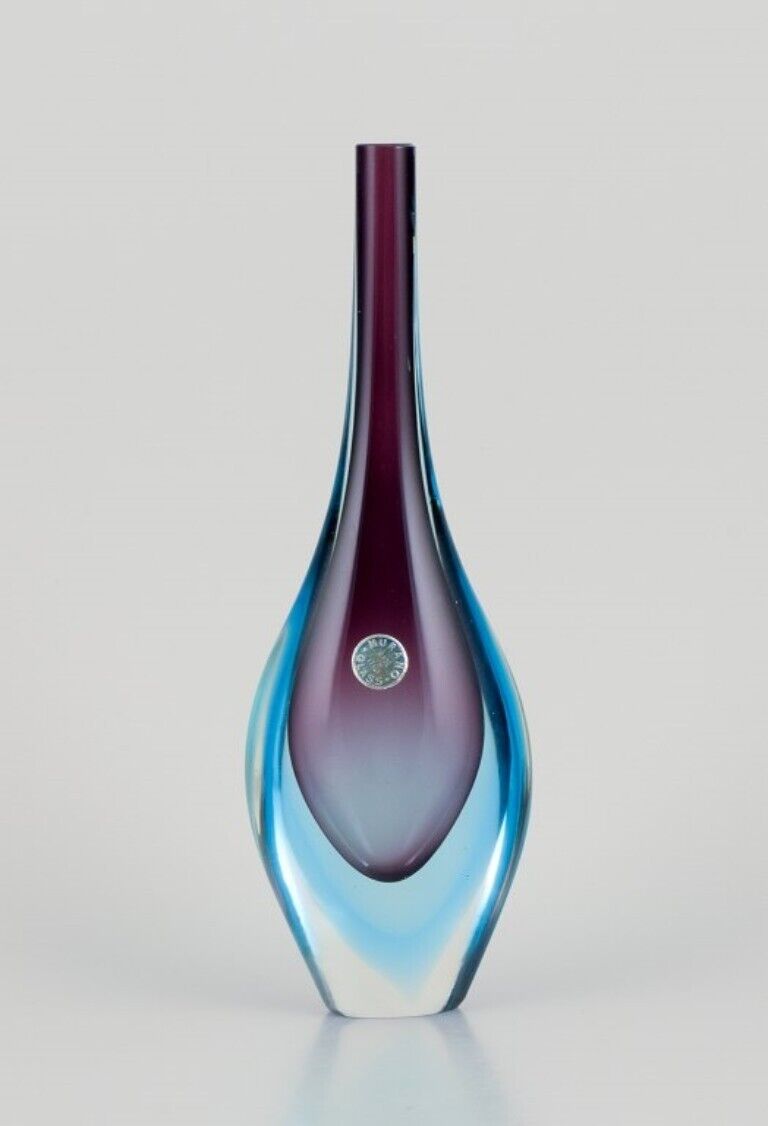 Murano Italy Art glass vase with a slender neck Blue and purple glass