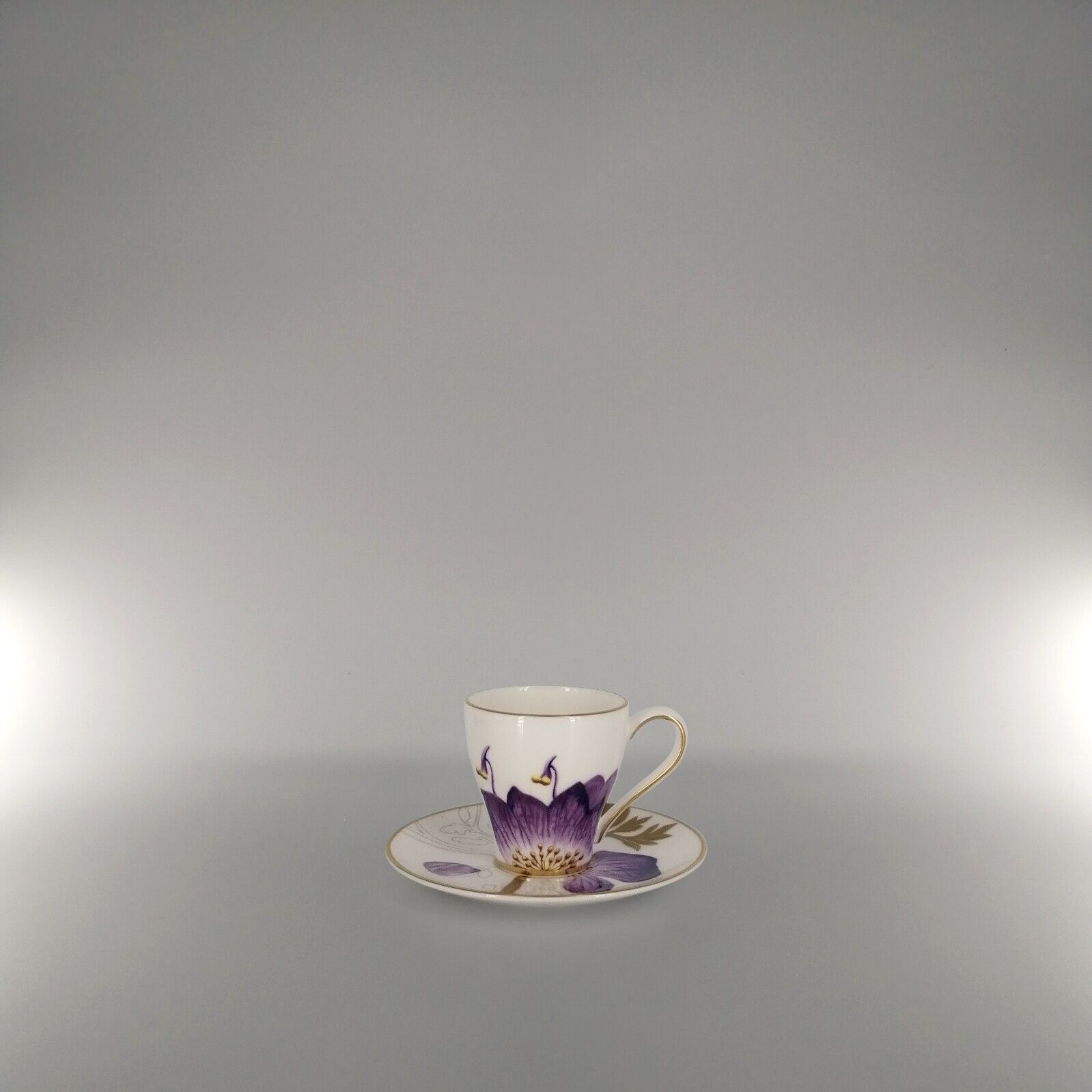 Royal Copenhagen Flora Espresso Cup with Saucer (10 cl) - Pansy - #054/055-aa