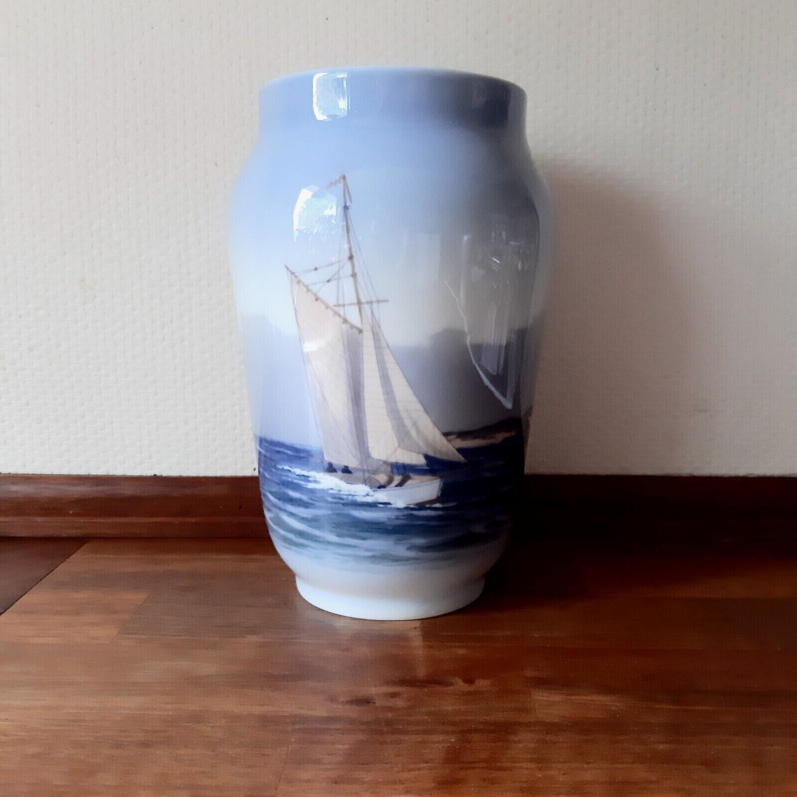 8 1/4" Vase with Ship and Ocean motif # 2842-3604 Royal Copenhagen 1968 Fact 1