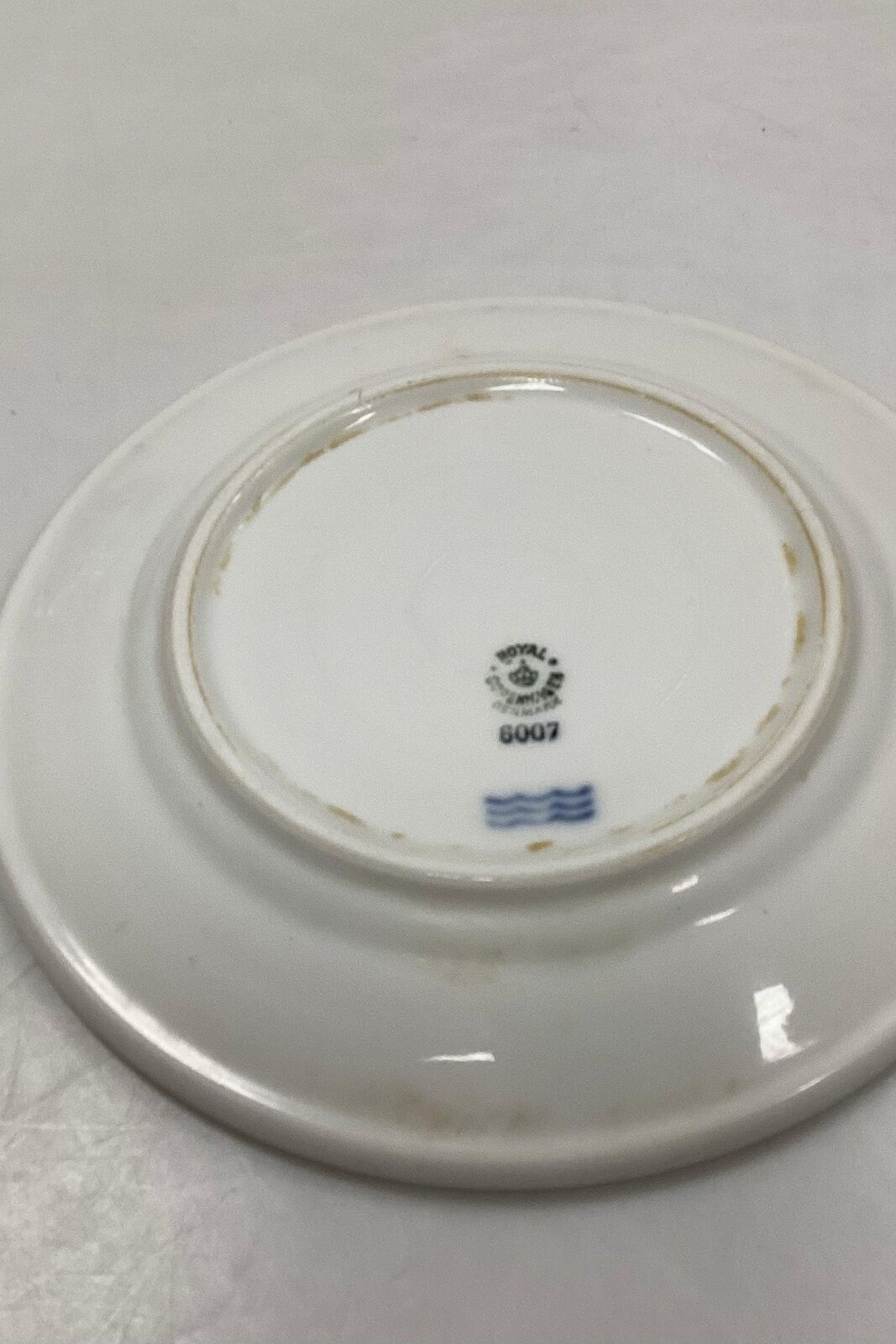 Royal Copenhagen White Institution Plate No 6007