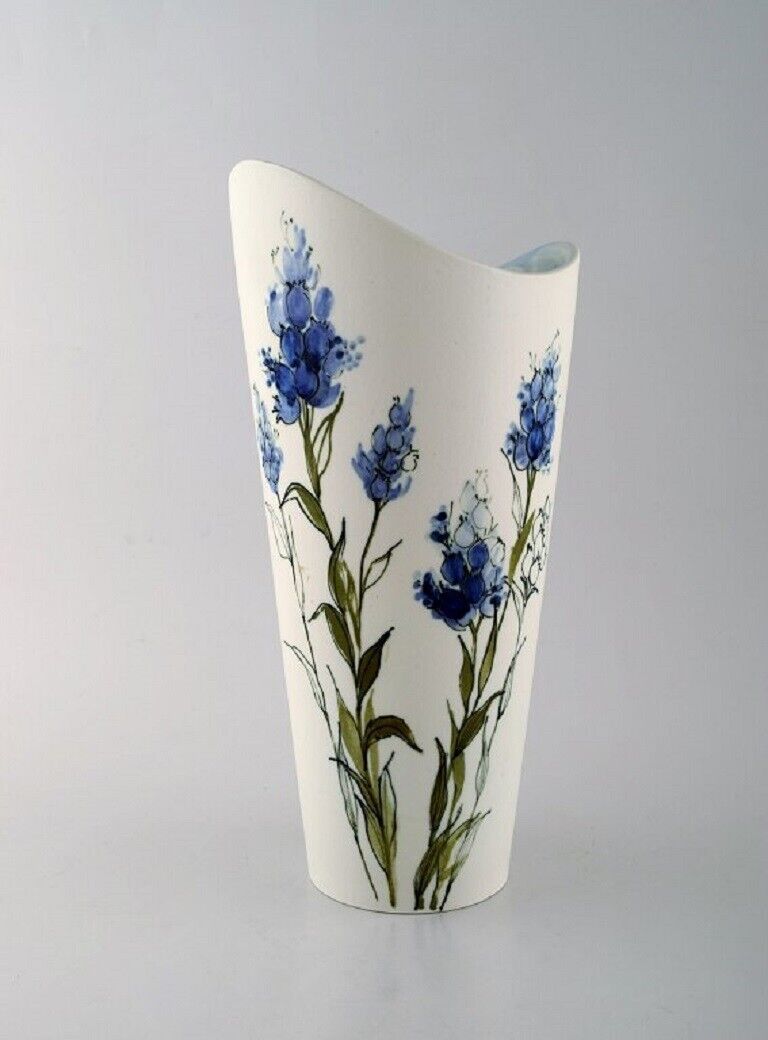 Hilkka-Liisa Ahola (1920-2009) for Arabia Vase in glazed ceramic 1960s