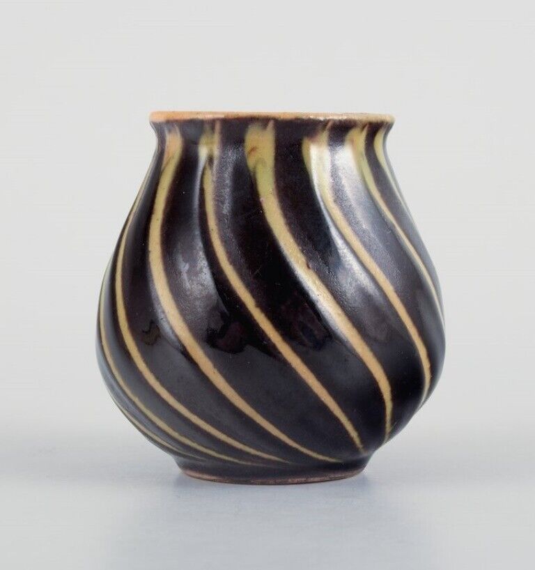 Kähler a miniature vase and a lidded container  in ceramic 1940s