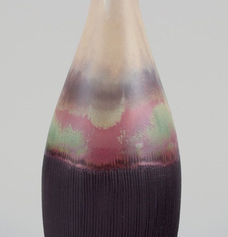 Sven Hofverberg Swedish ceramist A pair of vases Multi-coloured glaze