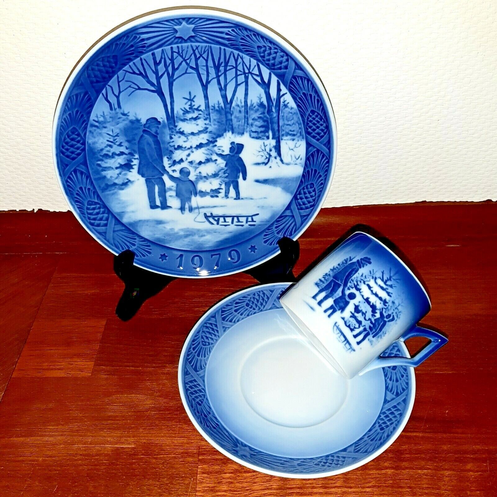 1979 TRIO SET Cup Saucer  Plate CHRISTMAS SERIE by Royal Copenhagen Fact 1