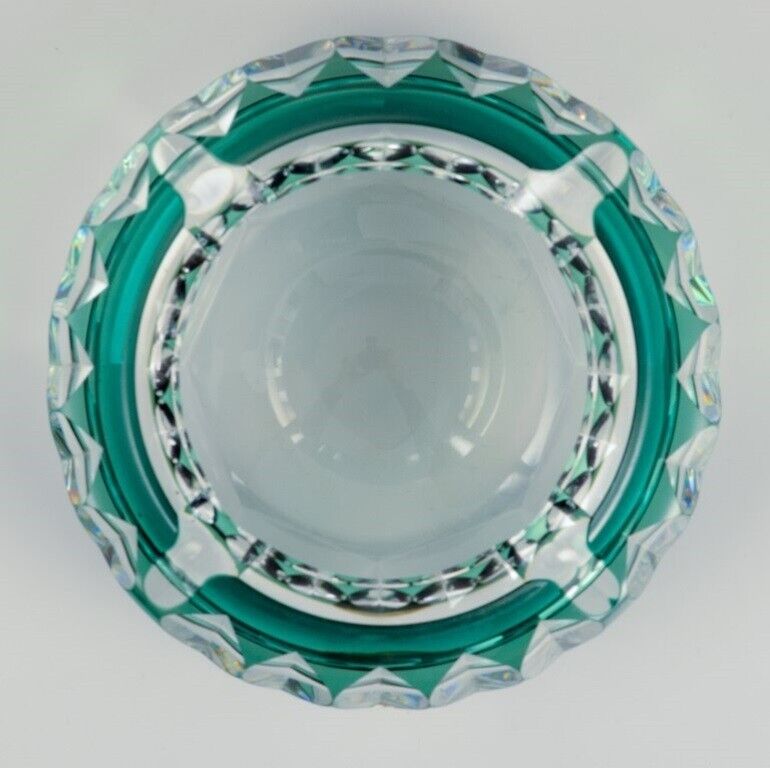 Val St Lambert Belgium Faceted cigar ashtray in green and clear glass