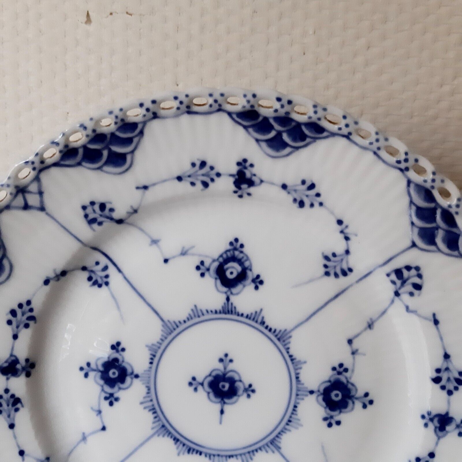 Antique pre-1923 Lunch Plate # 1- 1086  BLUE FLUTED FULL LACE Royal Copenhagen