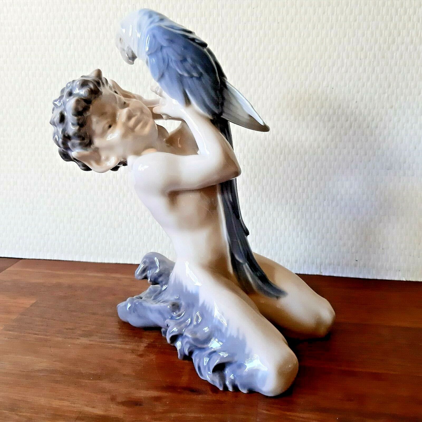 FAUN with PARROT # 752 by Chr Thomsen for ROYAL COPENHAGEN 1960 Fact 1