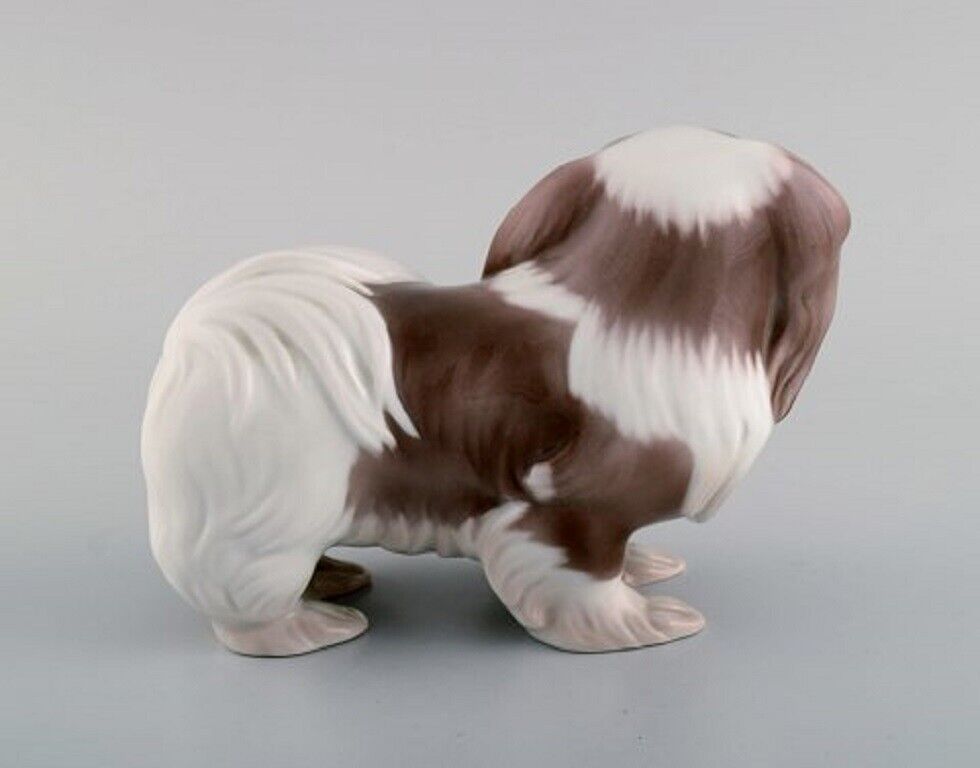 Sveistrup Madsen for Bing  Grøndahl Porcelain figure Standing Pekingese