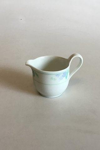 Bing  Grondahl Fleur Light Blue Creamer No 393