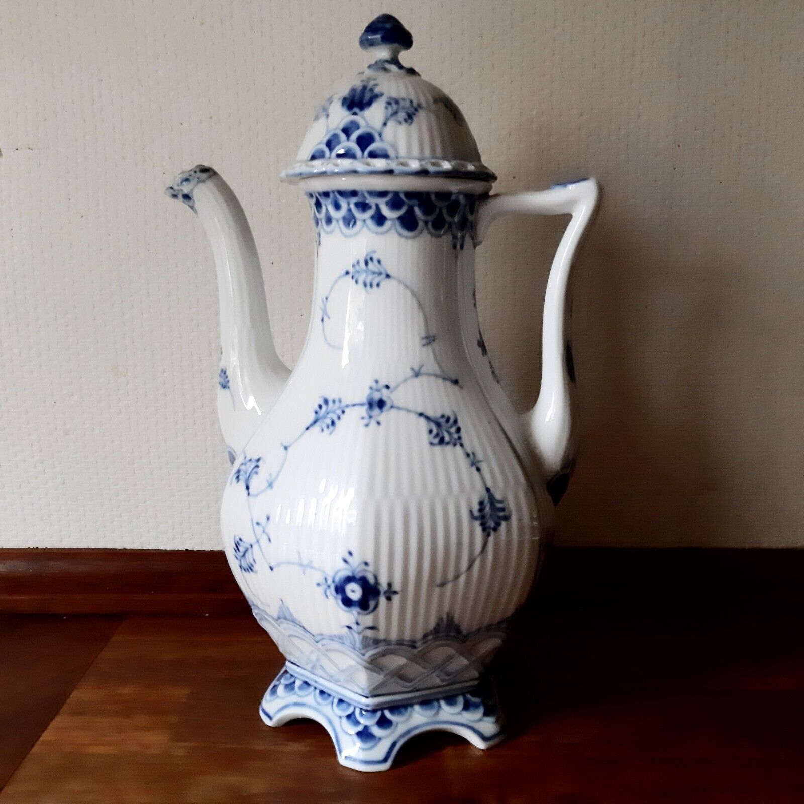 Large Hexagonal Coffee Pot BLUE FLUTED FULL LACE # 1-1202 Royal Copenhagen 1964