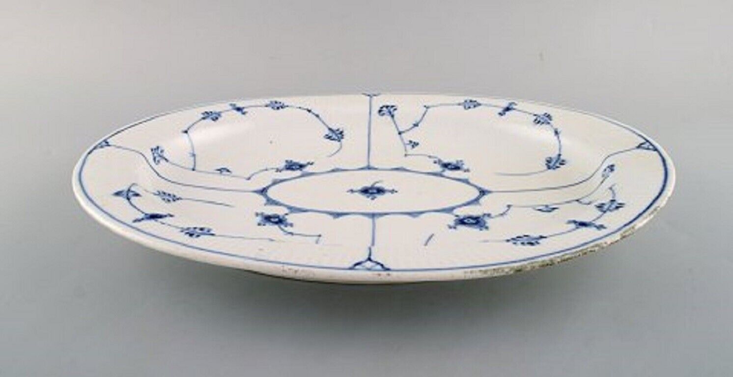 Royal Copenhagen Blue Fluted Plain serving dish in hand painted porcelain