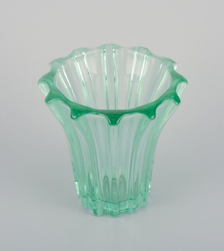 Pierre Gire (1901-1984) aka Pierre d'Avesn  Art Deco vase in green art glass