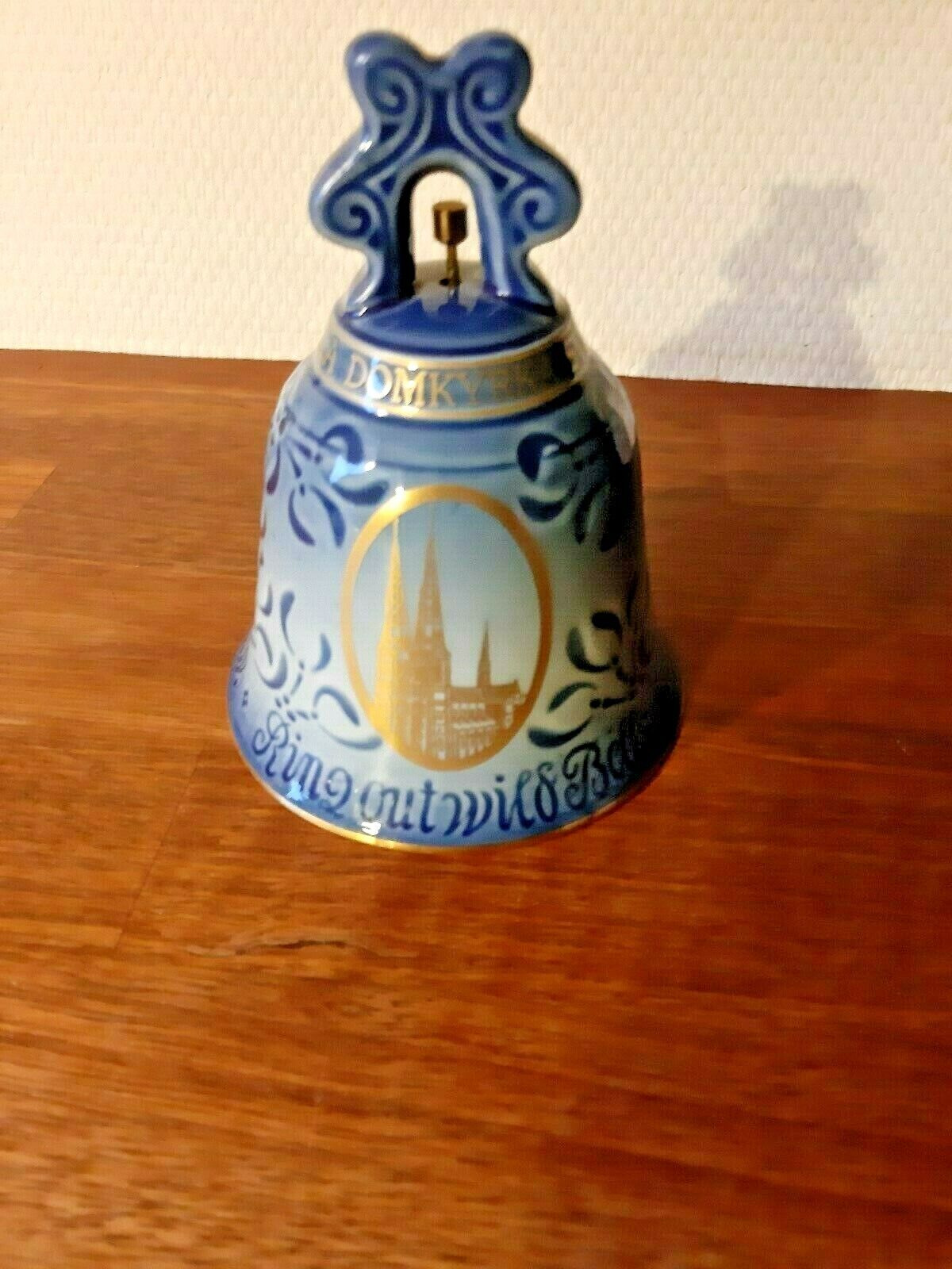 1981 Annual New Year Bell BING & GRONDAHL Royal Copenhagen UPPSALA CATHEDRAL