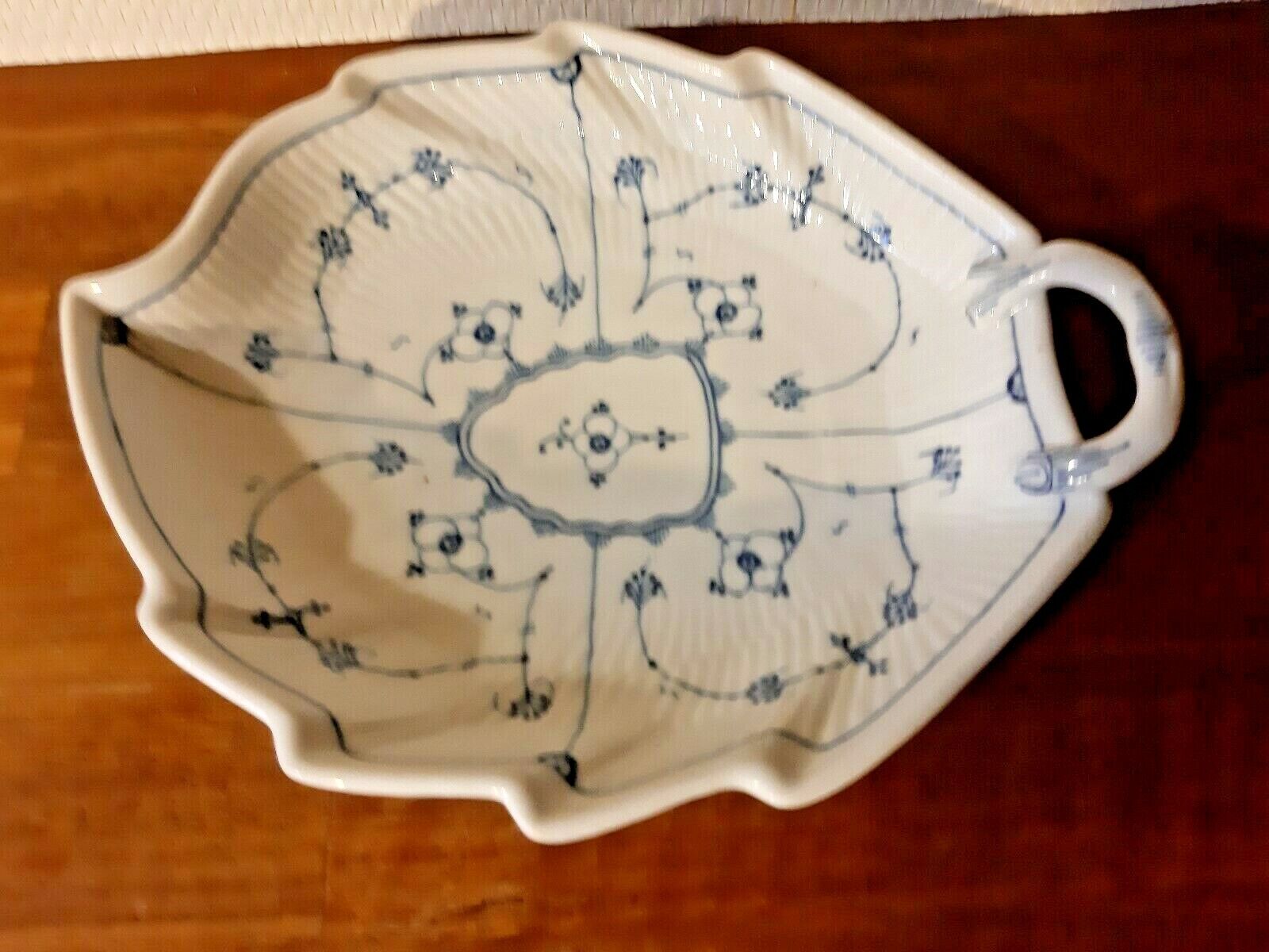 ANTIQUE 1853-1895 BLUE TRADITIONAL Leaf shaped Dish Bing  Grondahl