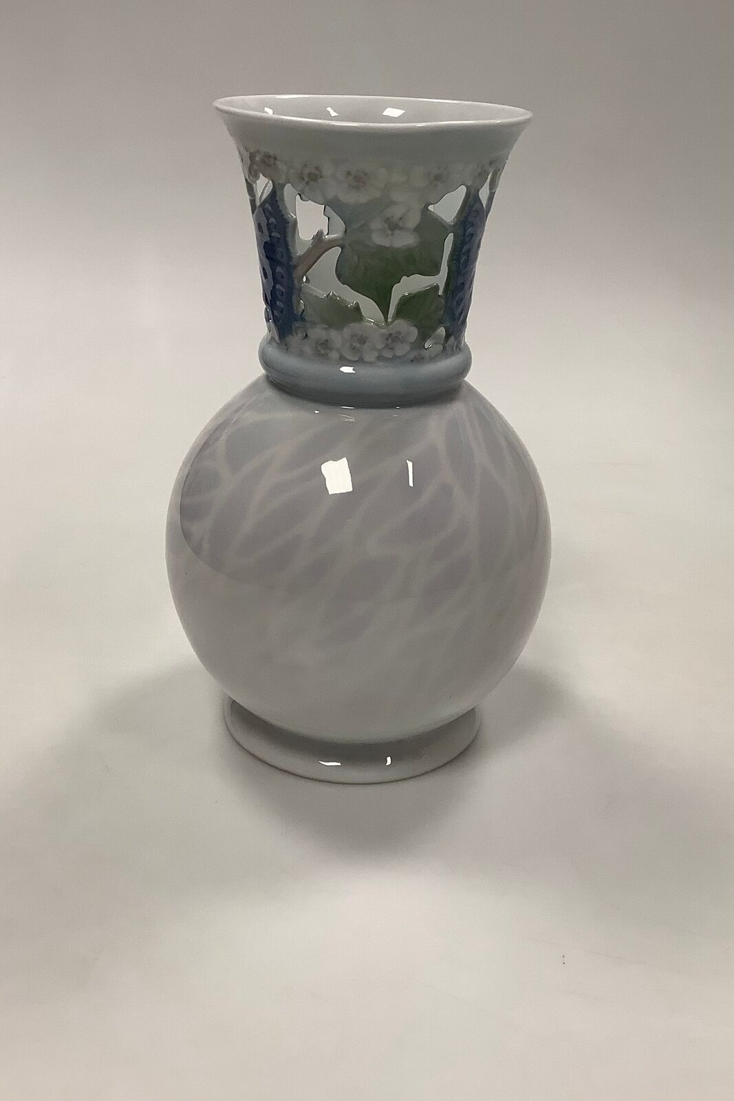 Rosenthal Art Nouveau Vase med Sommerfugle No 148 / 1009