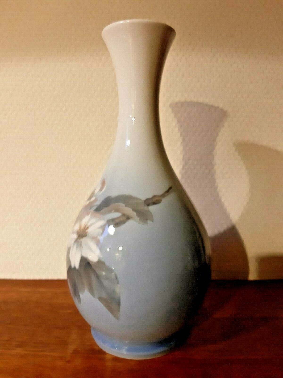 Flower vase w Appletwig in blossom decor # 53-51 Royal Copenhagen Fact 2