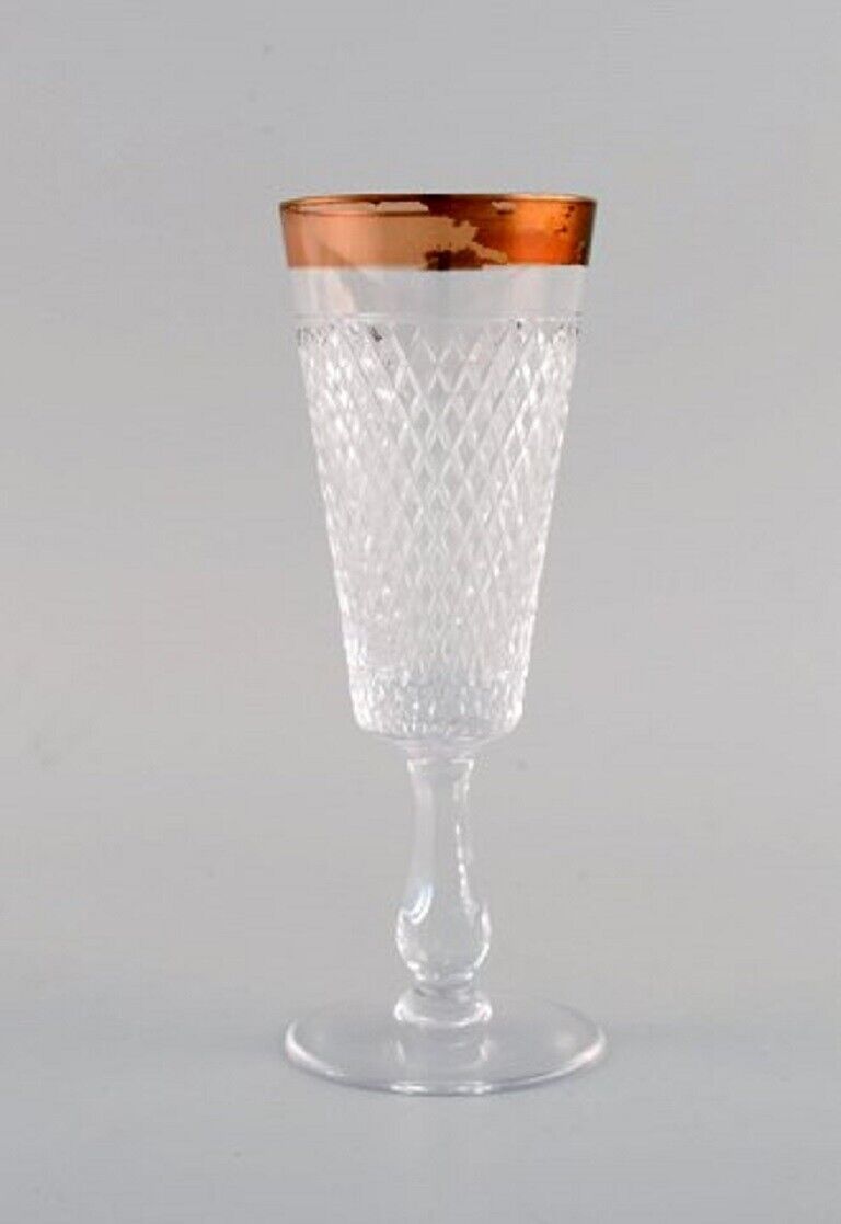 14 glasses in mouth-blown crystal glass with gold edge France 1930s