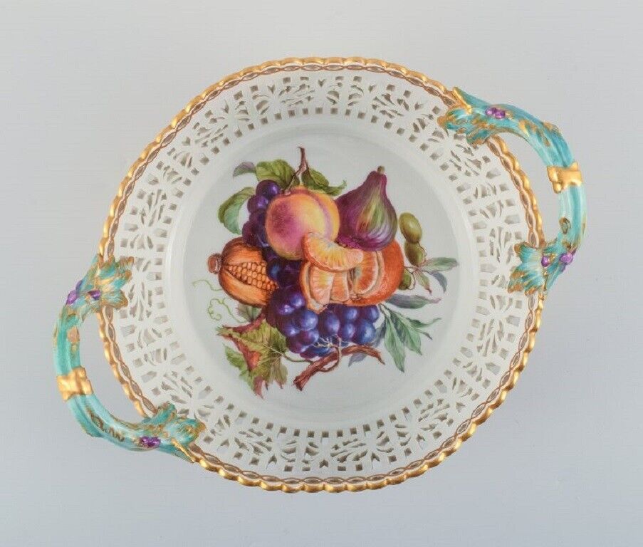 KPM Germany Large impressive and openwork bowl hand-painted with fruits