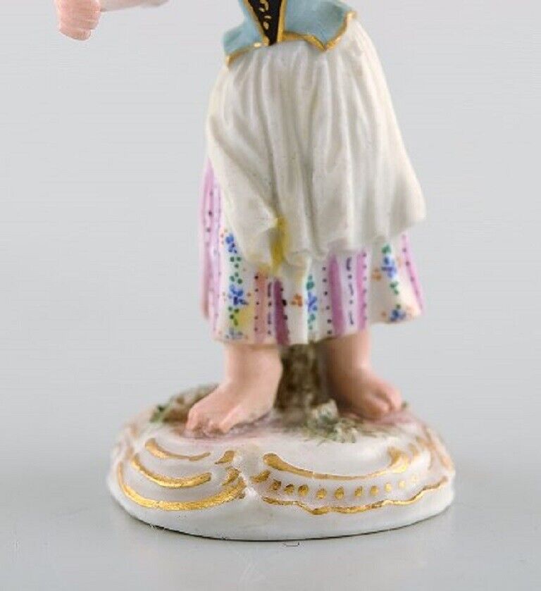 Rare antique Meissen miniature figure after Johann Joachim Kändler Girl