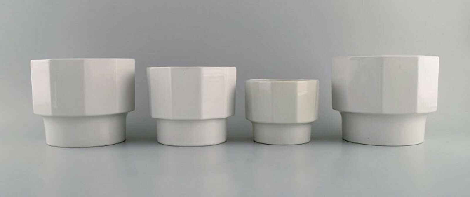 Erix Hennix for Gustavsberg Four Plantina flower pots in glazed porcelain