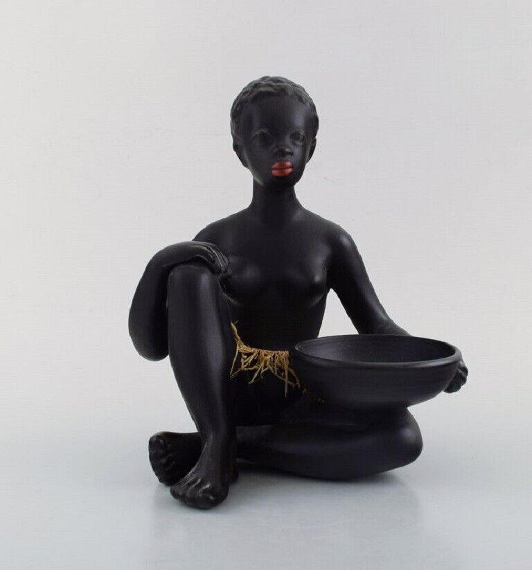 Gmundner Ceramics Austria Nude "Negresse" sculpture in black ceramic