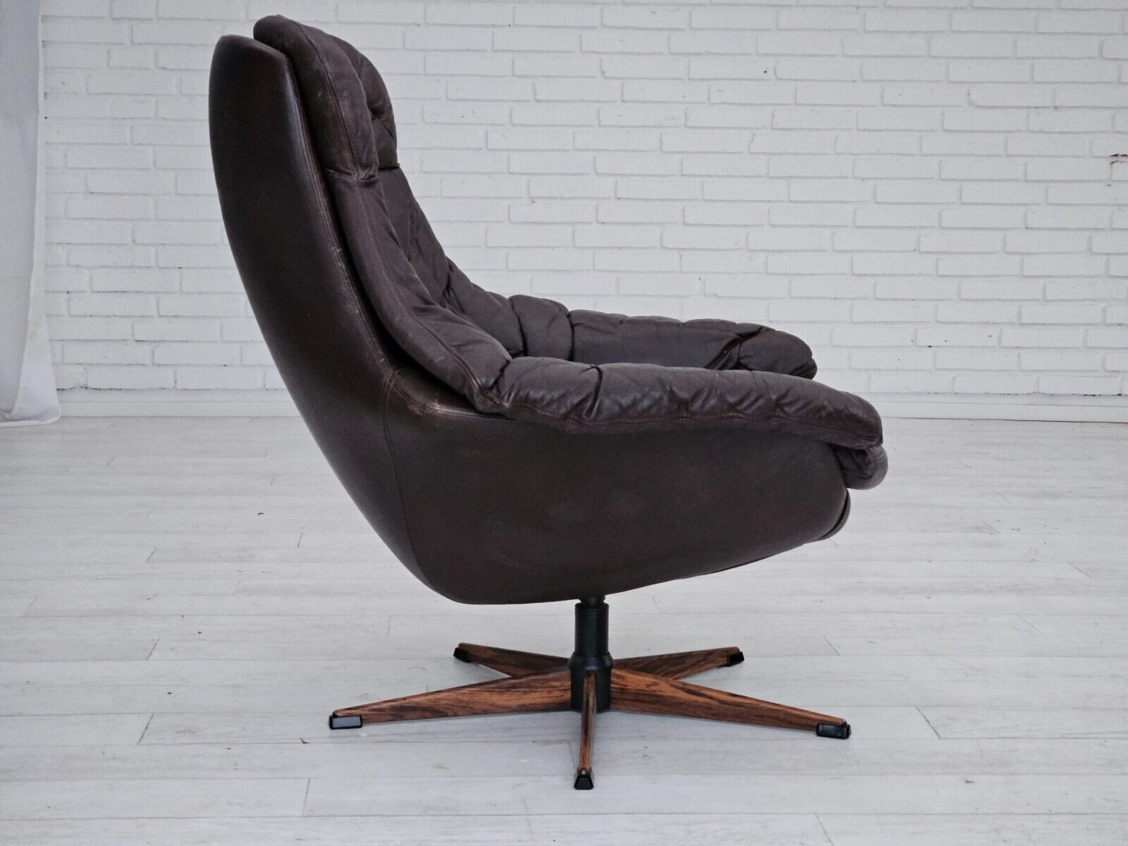 1970s Vintage Danish leather armchair by HWKlein original good condition